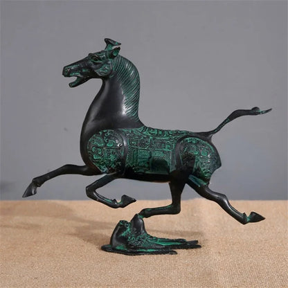 Collectible Decorated Old Copper Bronze Horse Stepped Swallow Statue