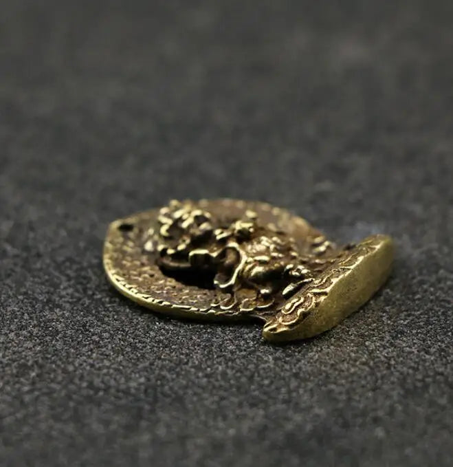 Collection Brass Carved Nepalese Tibetan Buddha Black Sky Buddha  Exquisite Small Pendant Statue Gift