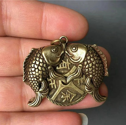 Collection Old Chinese Bronze Carving Auspicious Fish Statue Necklace Pendant