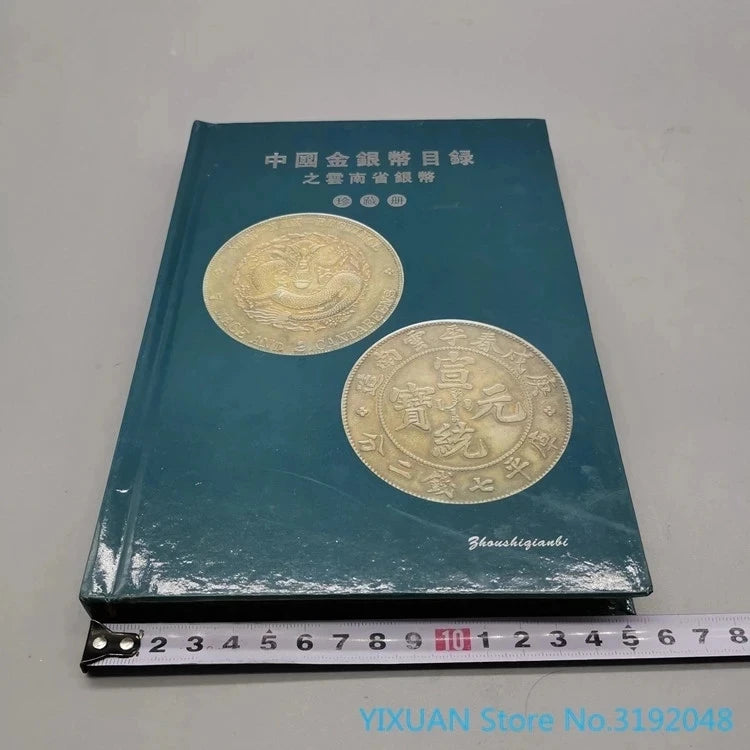 Collection of pure copper antiques and bronzes antique collection of silver coins in Yunnan