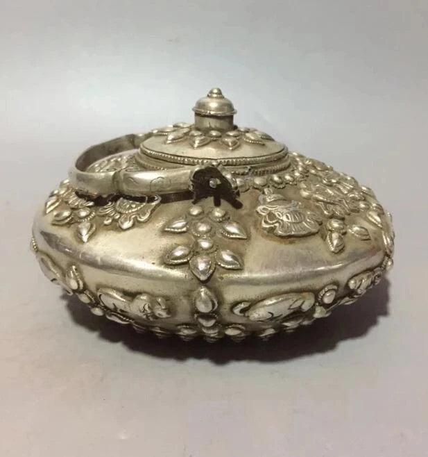Collection white copper twelve chinese zodiac signs teapot crafts