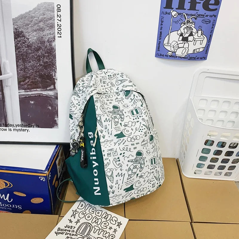 College Girls Laptop Backpacks Ins Japanese Women Men Large Travel Bags Fashion Doodle Student Backpacks for Teen Boy School Bag