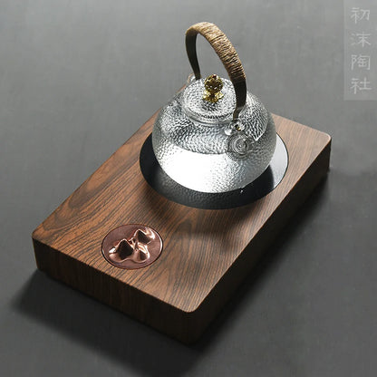 Concept of foam at the beginning of the three mountain electric TaoLu tea stove boiling tea stove tea mini tea tea set