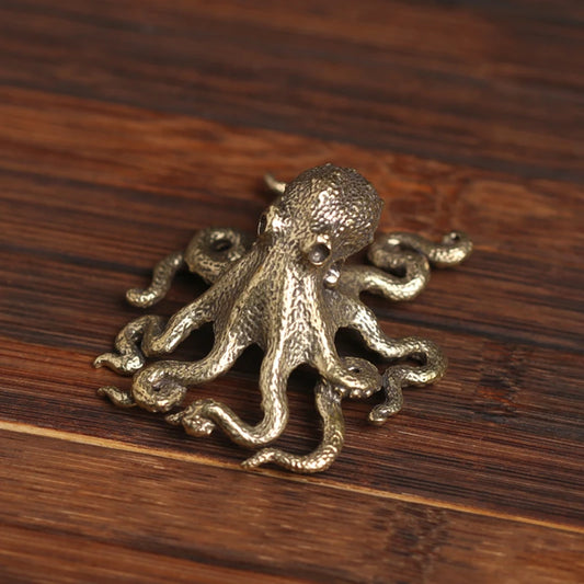 Copper Octopus Statue Tea Pet Microlandscape Holder for Lid of Pot Gaiwan Creative Table Decoration Lovely Mascot Free Standing