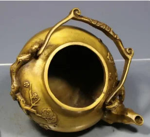 Copper Statue Brass plum tea pot, portable pot ornament, home decoration crafts
