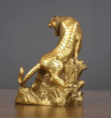 Copper Tiger Up The Mountain Tigers Brass Tiger Ornament Are Strong Zodiac Tiger Jewelry Office Furnishings Business Gift