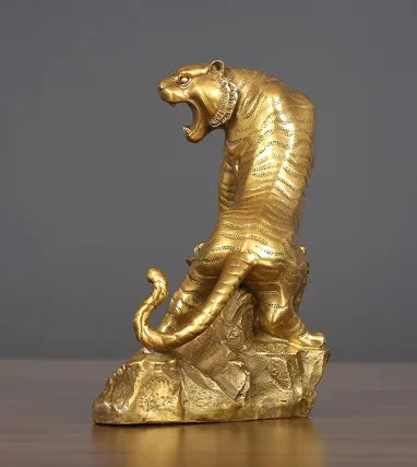 Copper Tiger Up The Mountain Tigers Brass Tiger Ornament Are Strong Zodiac Tiger Jewelry Office Furnishings Business Gift