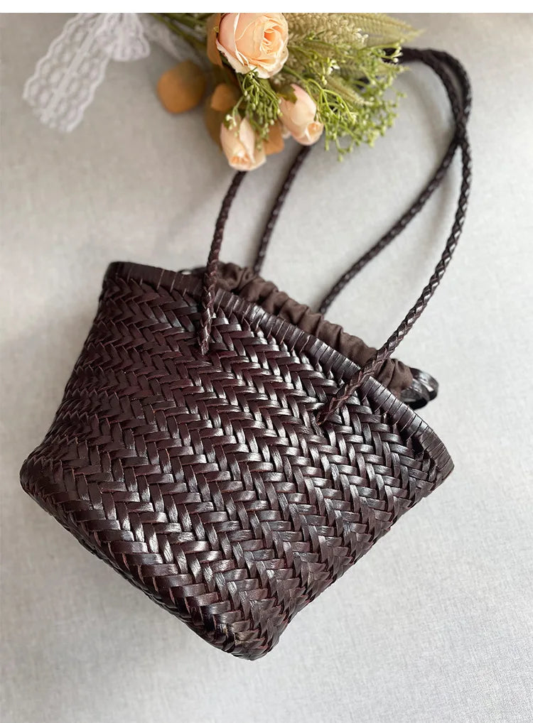 Cowhide hand-woven shoulder bag retro leather woven bucket bag Single shoulder vegetable basket bag female