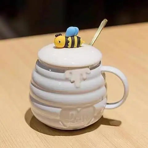 Creative Bee Milk Mug With Spoon Lid Ceramic Coffee Cup Set Christmas Cups of Coffee Cup to Go Drinkware Mug for Tea Couple Gift