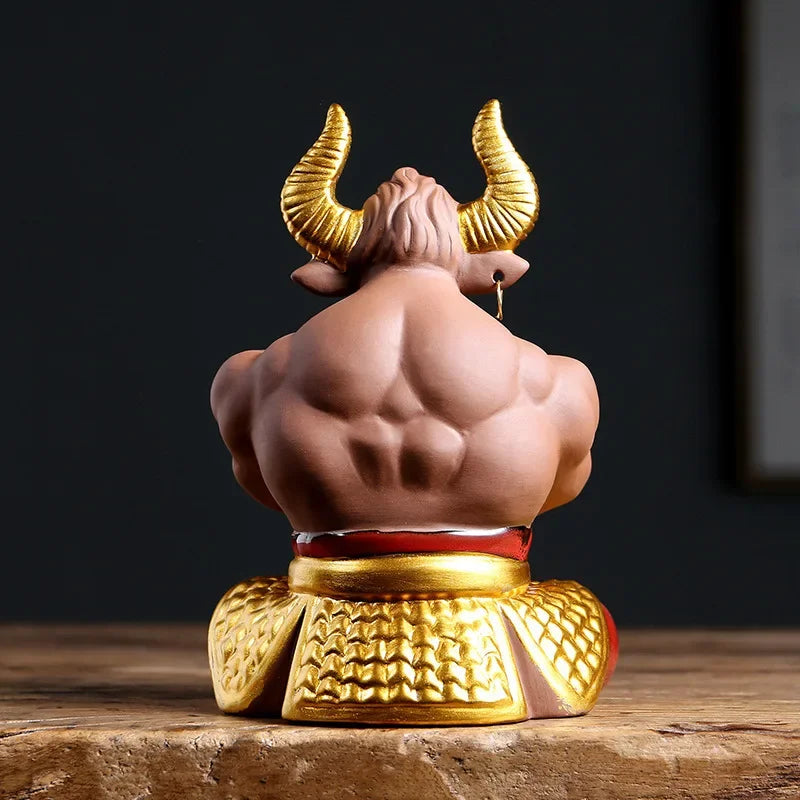 Creative Ceramic Kung Fu Small Animal Figurines Boutique Purple Clay Bull Demon Ornaments Tea Pets Home Car Decor Crafts