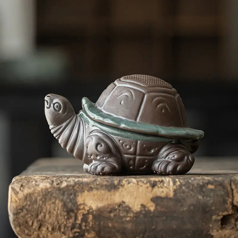 Creative Ge Kiln Purple Clay Turtle Tea Pet Ornaments, Fine Growing Playing Creativity, Integrated Hourglass Filter