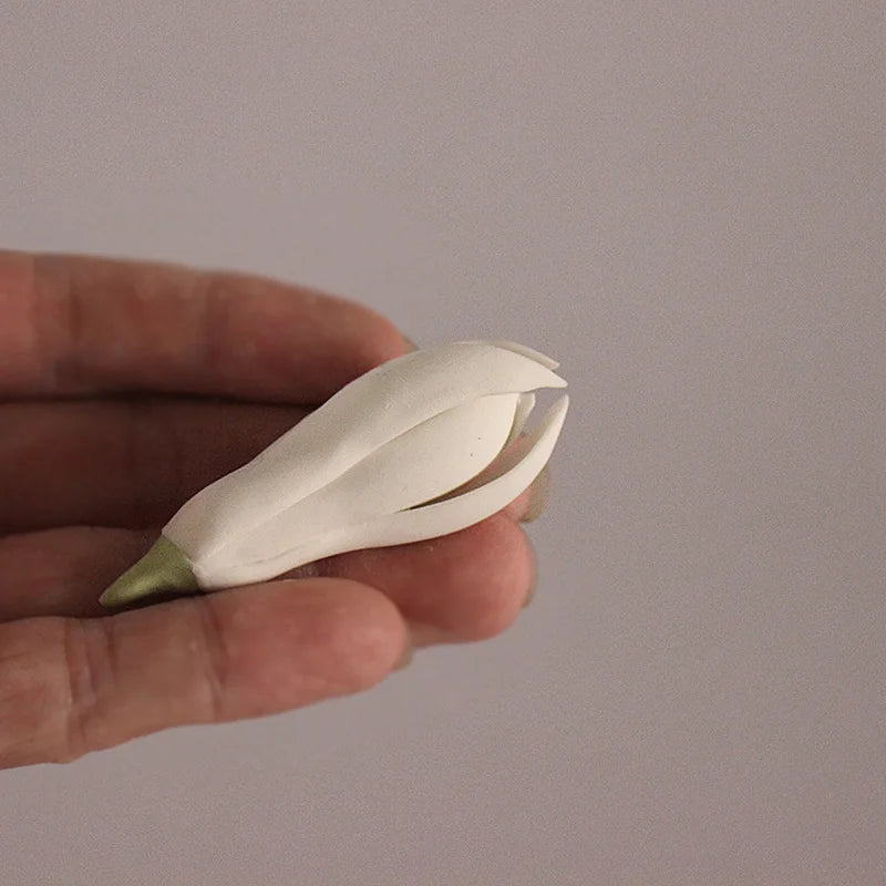 Creative Handmade Magnolia Flower Tea Pet Ornaments, Ceramics Can Be Raised Tea Ceremony, Tea Tray Decorations, 2Pcs per Pack
