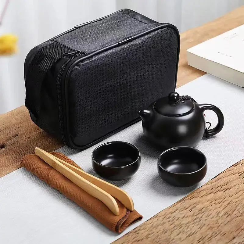 Creative Kung Fu Travel Tea Set Includes 1 Pot and 2 Cups Shu Puer Teaware Samovar Ceramic Mug Teapot Kettles Yixing Kettle Cup