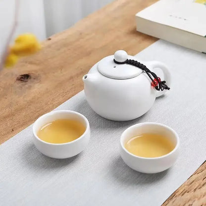 Creative Kung Fu Travel Tea Set Includes 1 Pot and 2 Cups Shu Puer Teaware Samovar Ceramic Mug Teapot Kettles Yixing Kettle Cup