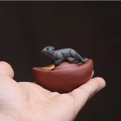 Creative Tea Pet Mouse on Money Wealthy Mascot Yixing Zisha Purple Clay Table Decoration Chinese Ornament Small Size On Sales