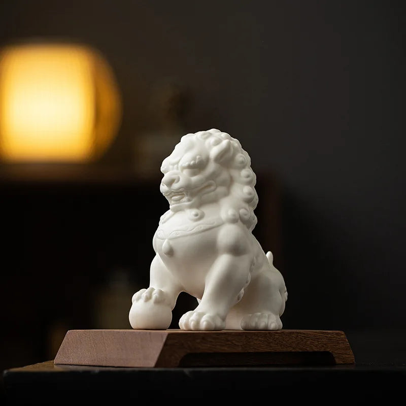 Creative ceramic lion ornaments for attracting wealth, living room, entrance, foyer decoration indoor desktop decorations