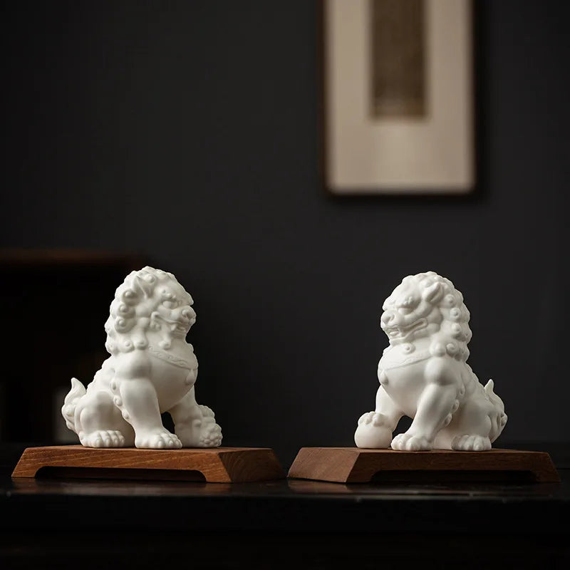 Creative ceramic lion ornaments for attracting wealth, living room, entrance, foyer decoration indoor desktop decorations