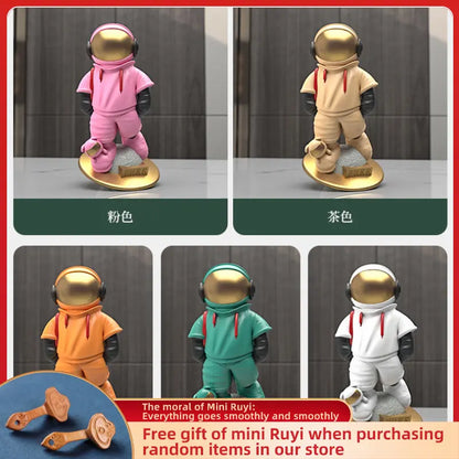 Creativity Space Astronaut Car Ornament Micro Landscape Bonsai Decoration Desktop Creative Trinket Home Accessories Figurines