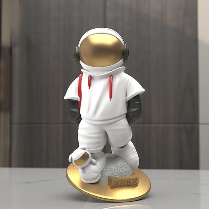 Creativity Space Astronaut Car Ornament Micro Landscape Bonsai Decoration Desktop Creative Trinket Home Accessories Figurines