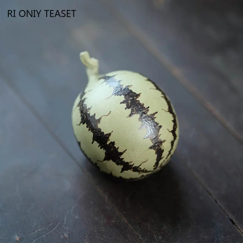 Creativity Yixing Purple Clay Tea Pet Bionic Watermelon Ornaments Handmade Zisha Tea Figurine Crafts Chinese Tea Set Decoration