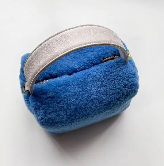 Crossbody shoulder bag 100% Lamb wool women's bag leather box bag Green lady carrying fluffy lunch box Korean soft leather bag