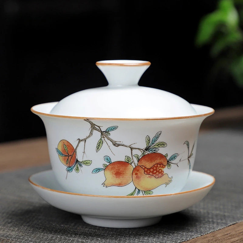Custom Vintage Tea Set Ceramic Gaiwan Household Tea Bowl Teacup with Lid Portable Porcelain Tea Infuser Chinese Master Cup