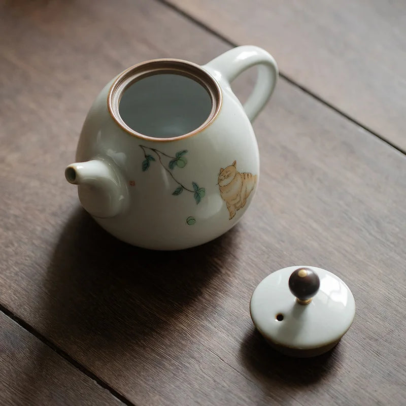 Cute Cat Teapot Ceramic Tea Set Kung Fu Tea Infuser Chinese Tea Kettle Hanpainted Jingdezhen Teaware Porcelain Teapots
