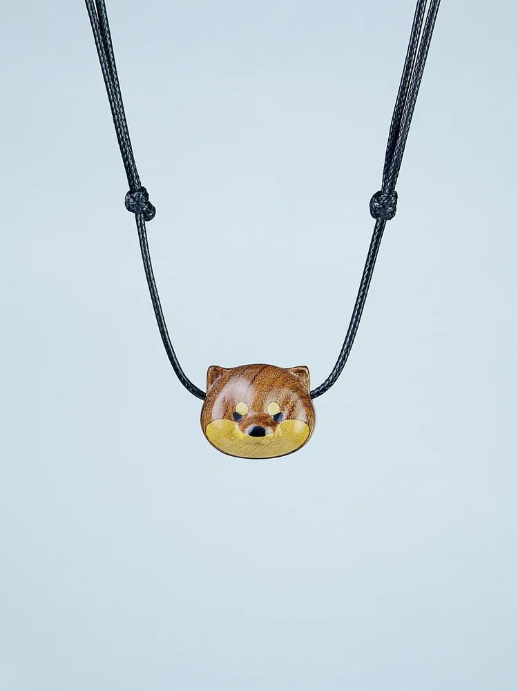 Cute Chai Dog Dog Wangcai Exquisite Wood Sandalwood Pendant Pendant Necklace Handmade Wood Carving Zhaocai Birthday Gift