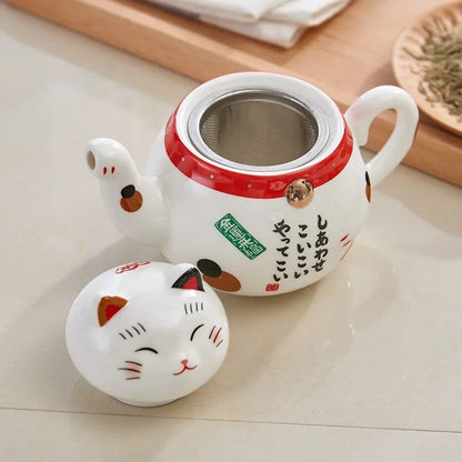Cute Japanese Lucky Cat Porcelain Tea Set Creative Maneki Neko Ceramic Tea Cup Kettle with Strainer Office Teapot Water Mug