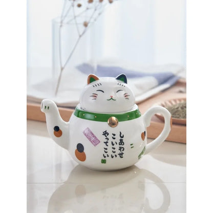 Cute Japanese Lucky Cat Porcelain Tea Set Creative Maneki Neko Ceramic Tea Cup Kettle with Strainer Office Teapot Water Mug