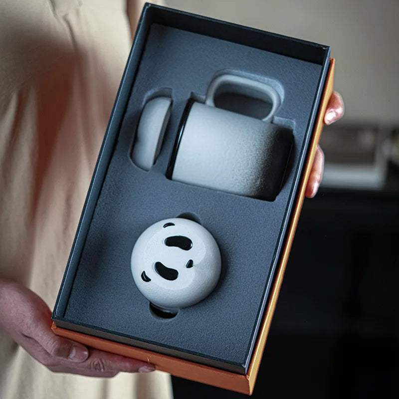 Cute Panda Tea Cup Set Ceramic Tea Cup Tea Pot Office Water Cup with Lid Filter Tea Cup Teaware Chinese Kung Fu Tea Set Gift Box