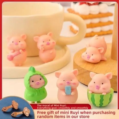 Cute Pig Ornament Kawaii Room Decor Desktop Ornament Accessories Year of The Zodiac Office Decoration Car Decorative Figurines