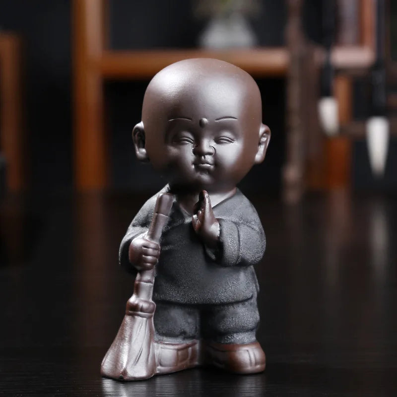 Cute ceramic little monk samurai statue samurai personal creativity tea collection ceramic statue home decoration crafts