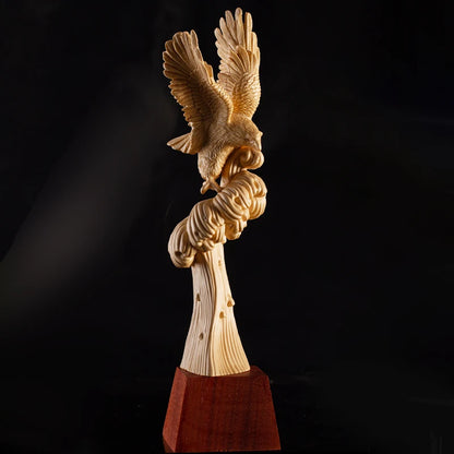 Cypress Wood 29CM Eagle Sculpture Wood Carving Animal Statue Ride on The Crest of Success Home Decor