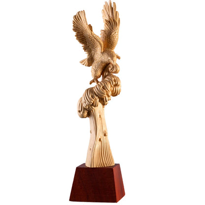 Cypress Wood 29CM Eagle Sculpture Wood Carving Animal Statue Ride on The Crest of Success Home Decor