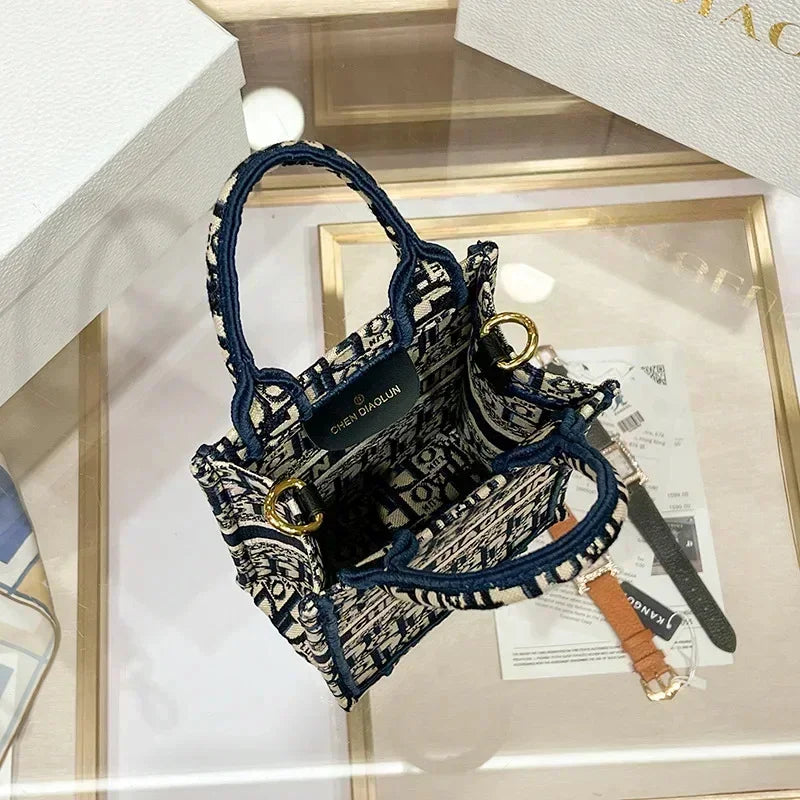 DIY Name Embroidery Luxury Canvas Tote For Women High Quality Ladies Designer Purse Customized Handbags Travelling Bag