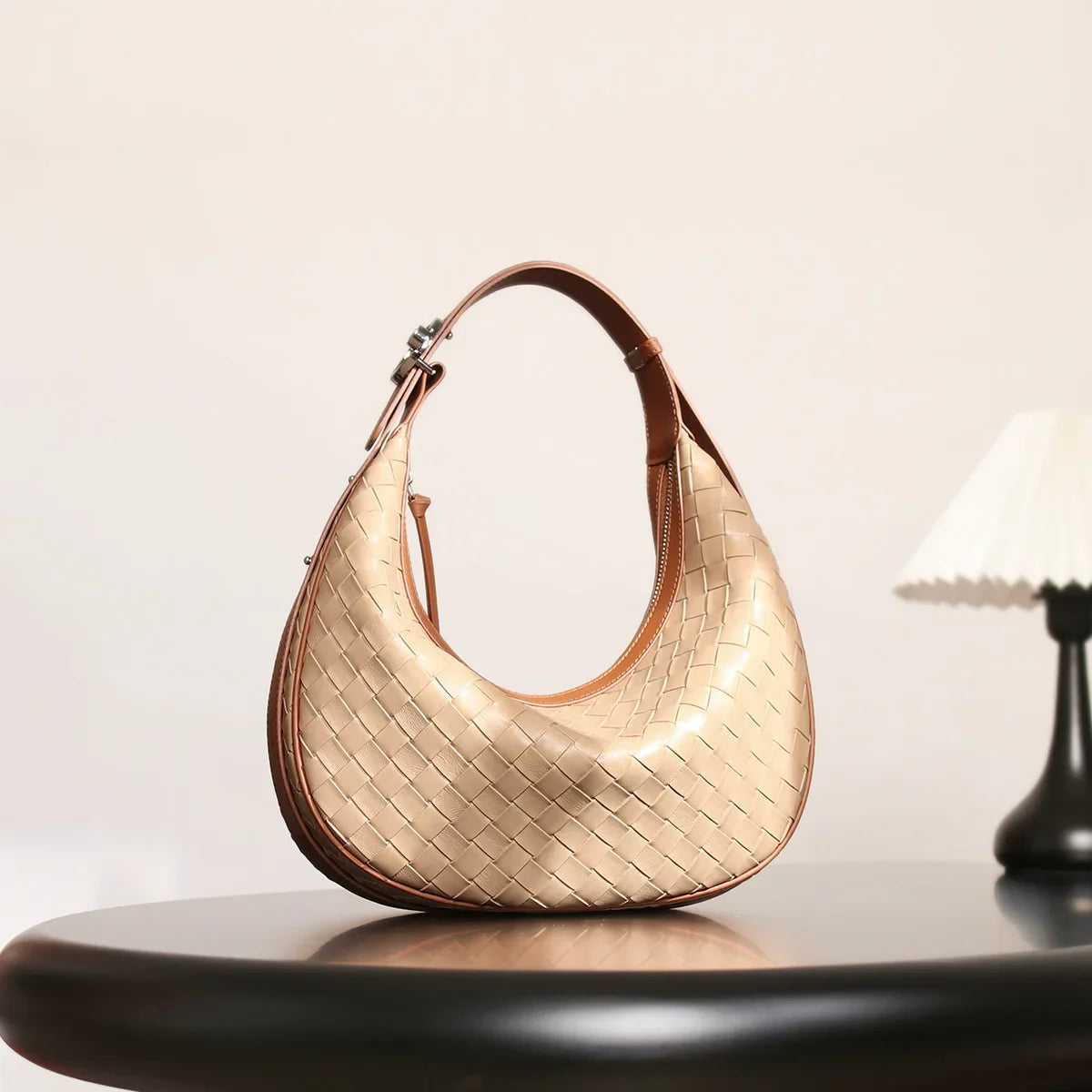 Design New High-end Niche Genuine Leather Bag Women's Woven Shoulder Crossbody Bag Luxury Handbags  Designer Bags