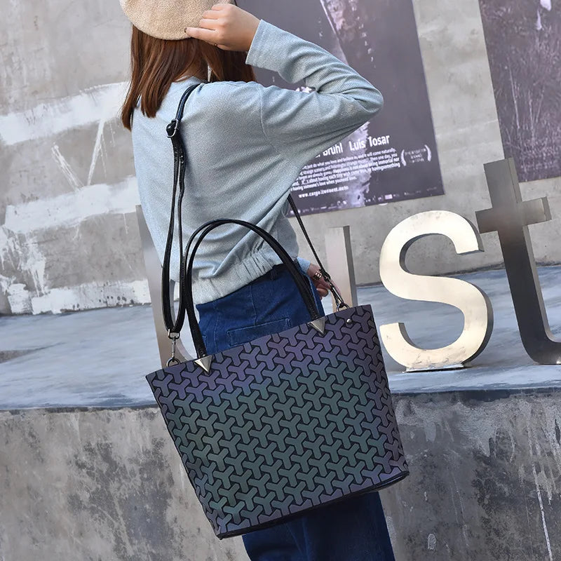 Drop Shipping Women bag Luminous sac Briefcase Diamond Tote Geometry Quilted Shoulder Bags Laser Plain Folding Handbags bolso