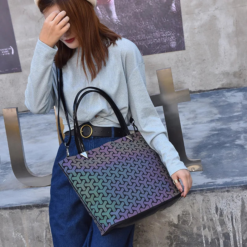Drop Shipping Women bag Luminous sac Briefcase Diamond Tote Geometry Quilted Shoulder Bags Laser Plain Folding Handbags bolso