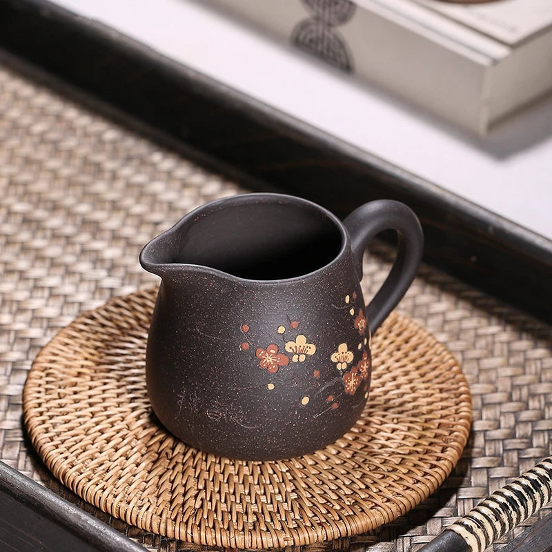 Drop shipping Authentic Yixing Purple Clay Fair Cup Master Hand-carved Plum Blossom Teacup Tea Set Accessories Master Cup 210ml