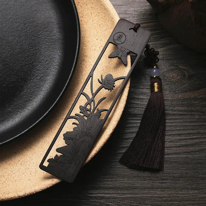 Ebony Wood 14cm Flower Hollow Out Bookmarks Classical Book Pendant Car Hanging Feng Shui Chinese Retro Style Home Decor