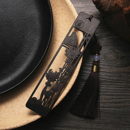Ebony Wood 14cm Flower Hollow Out Bookmarks Classical Book Pendant Car Hanging Feng Shui Chinese Retro Style Home Decor