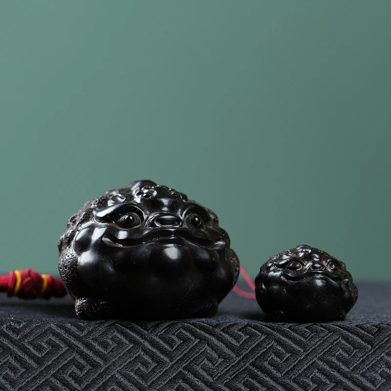 Ebony Wood Sculpture 6.5cm Traditional Chinese Home Decor Office Decoration Feng Shui Three-legged toad Mascot