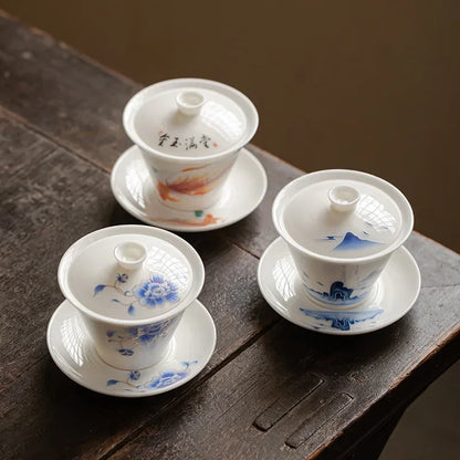 Elegant Ceramic Tea Tureen Chinese Gaiwan Set with Saucers and Strainer Traditional Teaware for Kung Fu Tea Ceremony Tea Cups