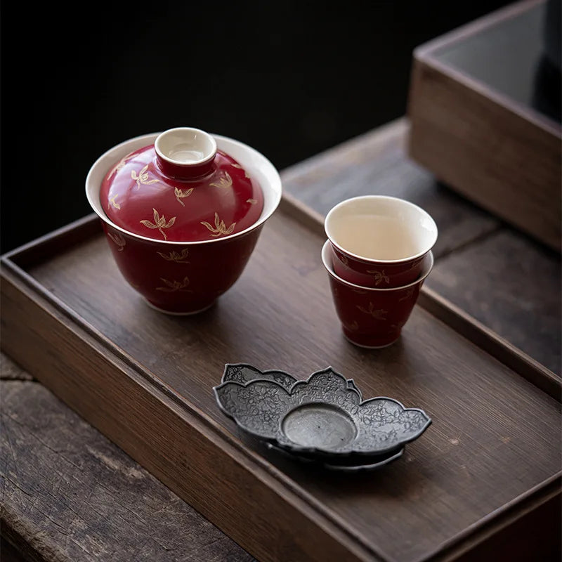 Elegant Chinese Gongfu Gaiwan Ceramic Red Tea Tureen Pigmented Porcelain Tea Bowl Cups High End Teaware Set Teacups
