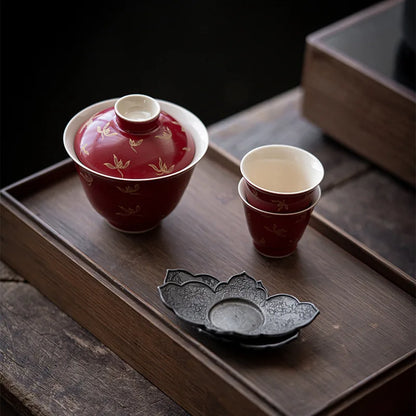 Elegant Chinese Gongfu Gaiwan Ceramic Red Tea Tureen Pigmented Porcelain Tea Bowl Cups High End Teaware Set Teacups