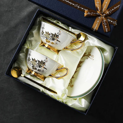 European Exquisite Coffee Cup and Dish Set Luxury British Afternoon Tea Cup Bone Porcelain Ceramic Household Flower Tea Cup