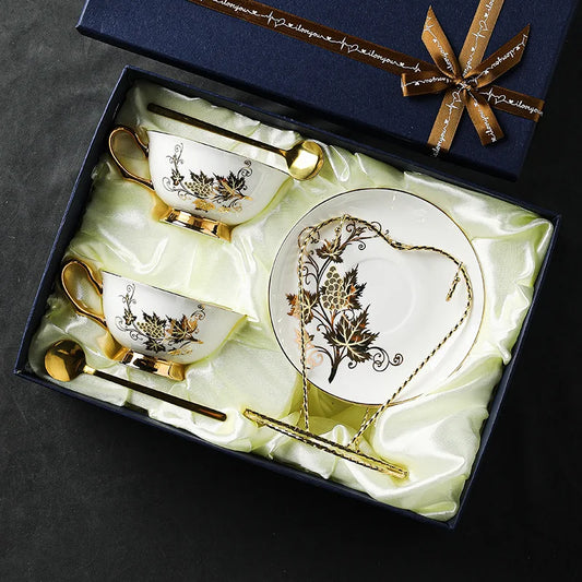 European Exquisite Coffee Cup and Dish Set Luxury British Afternoon Tea Cup Bone Porcelain Ceramic Household Flower Tea Cup