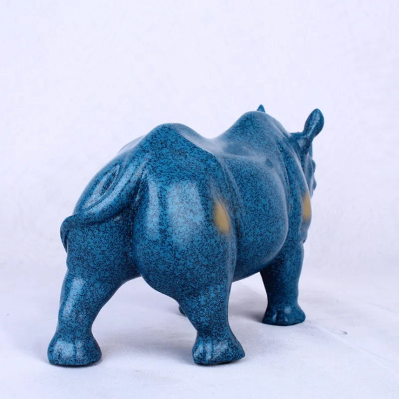 European blue resin rhino statue，Modern art sculpture，Wild animal statue，High-end home decorations，Office decorations statues