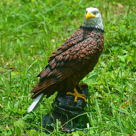 European style Eagle outdoor garden decorative statue Resin art sculpture Home living room, office, garden animal statue